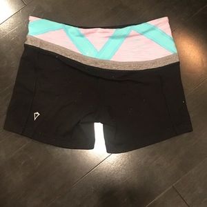 Used Ivivva Athletic Shorts Size 12